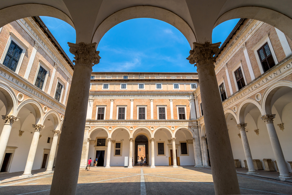 Université de Urbino Carlo Bo